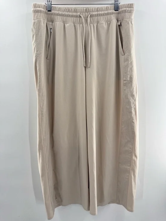 Athleta Avenue Wide Leg Crop Pant Relaxed Fit Lightweight Stretch Cream Size 12 - Picture 2 of 11